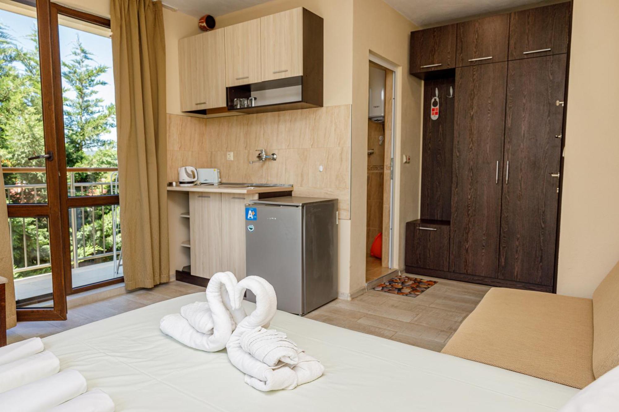 Family Hotel Silitur Ahtopol Exterior foto