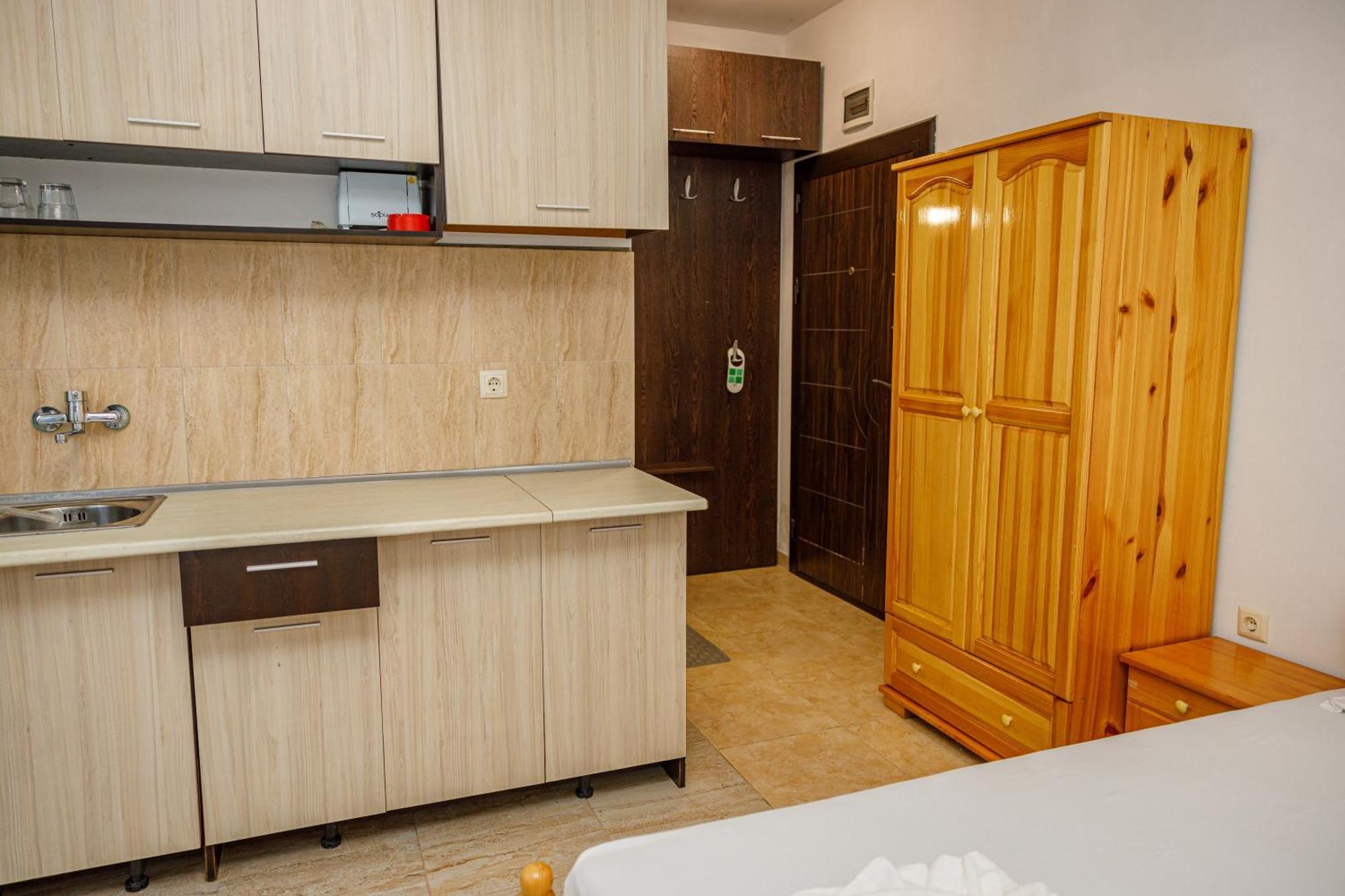 Family Hotel Silitur Ahtopol Exterior foto
