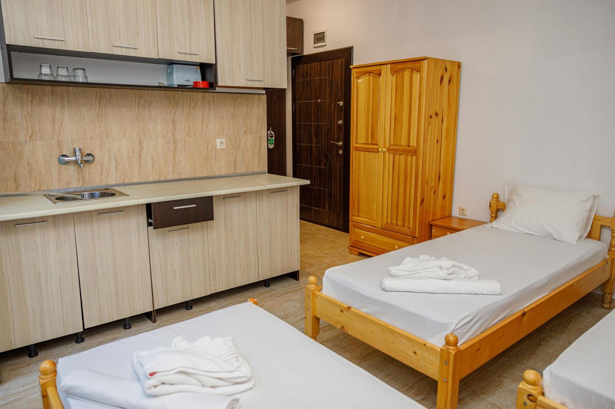 Family Hotel Silitur Ahtopol Exterior foto