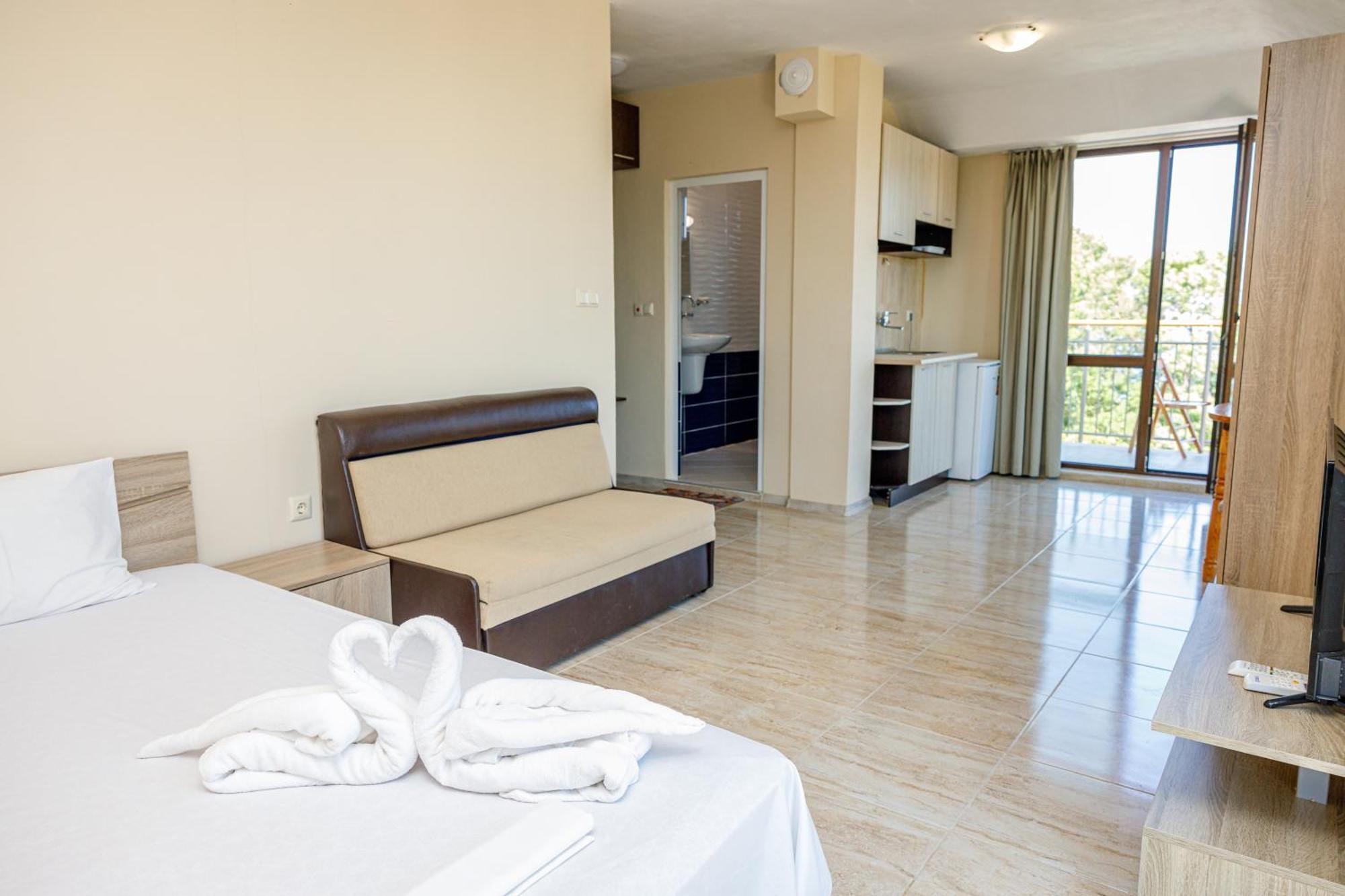 Family Hotel Silitur Ahtopol Exterior foto