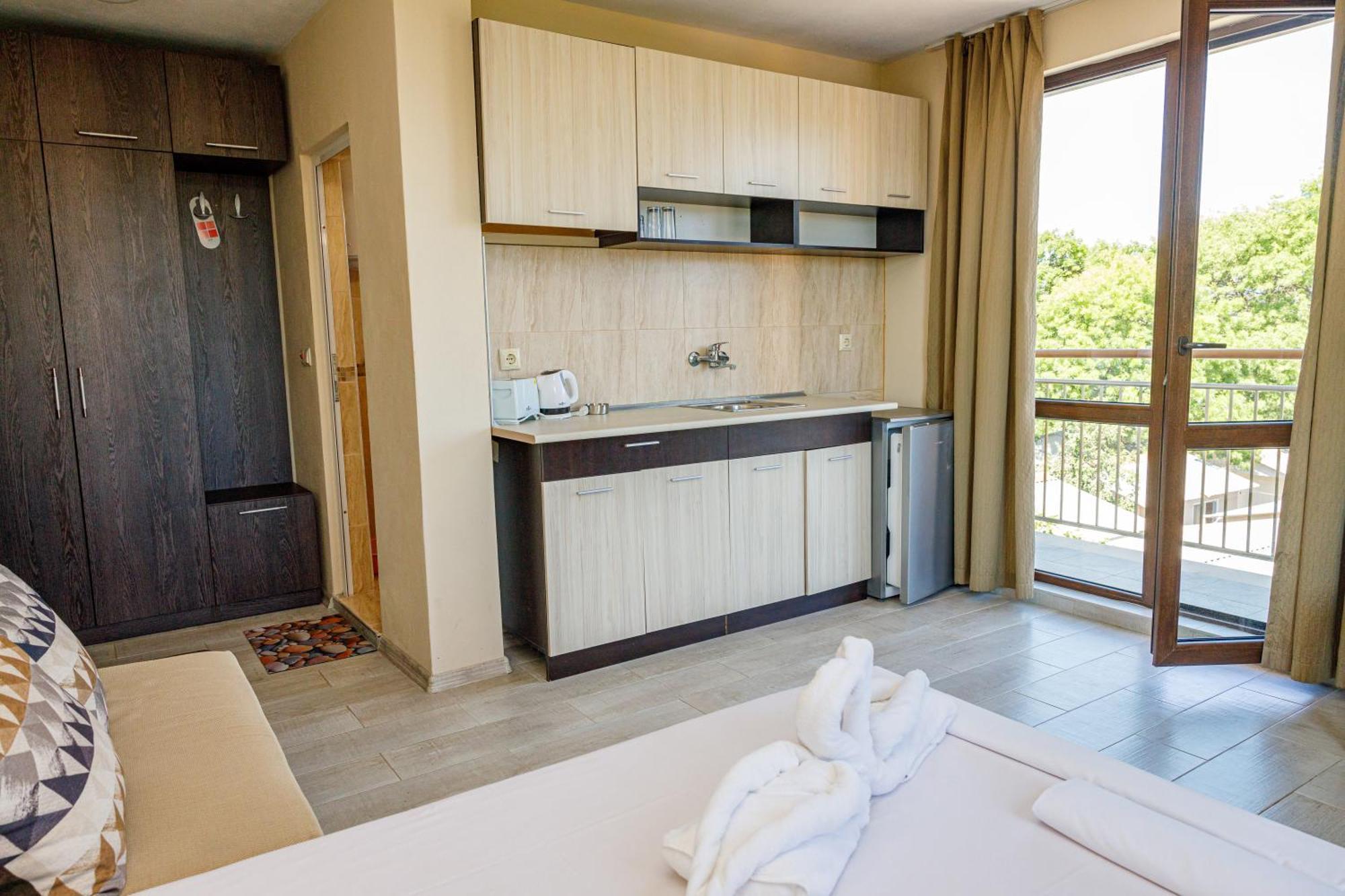 Family Hotel Silitur Ahtopol Exterior foto